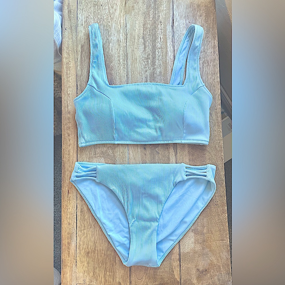 New Roxy Light Blue Ribbed Bikini Set Sz M - Picture 2 of 12